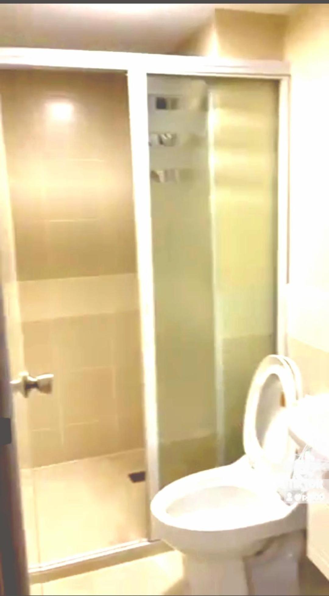 The Lancris Residences, 2 Bedrooms, 1 Bathroom, Living-Room, Kitchen & Pool Is Free Paranaque City Exterior photo